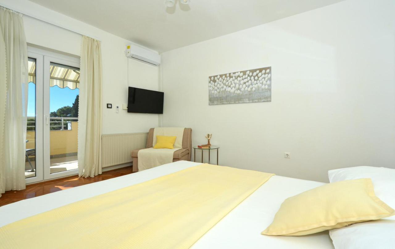 Villa Klaudia Trogir Exterior foto
