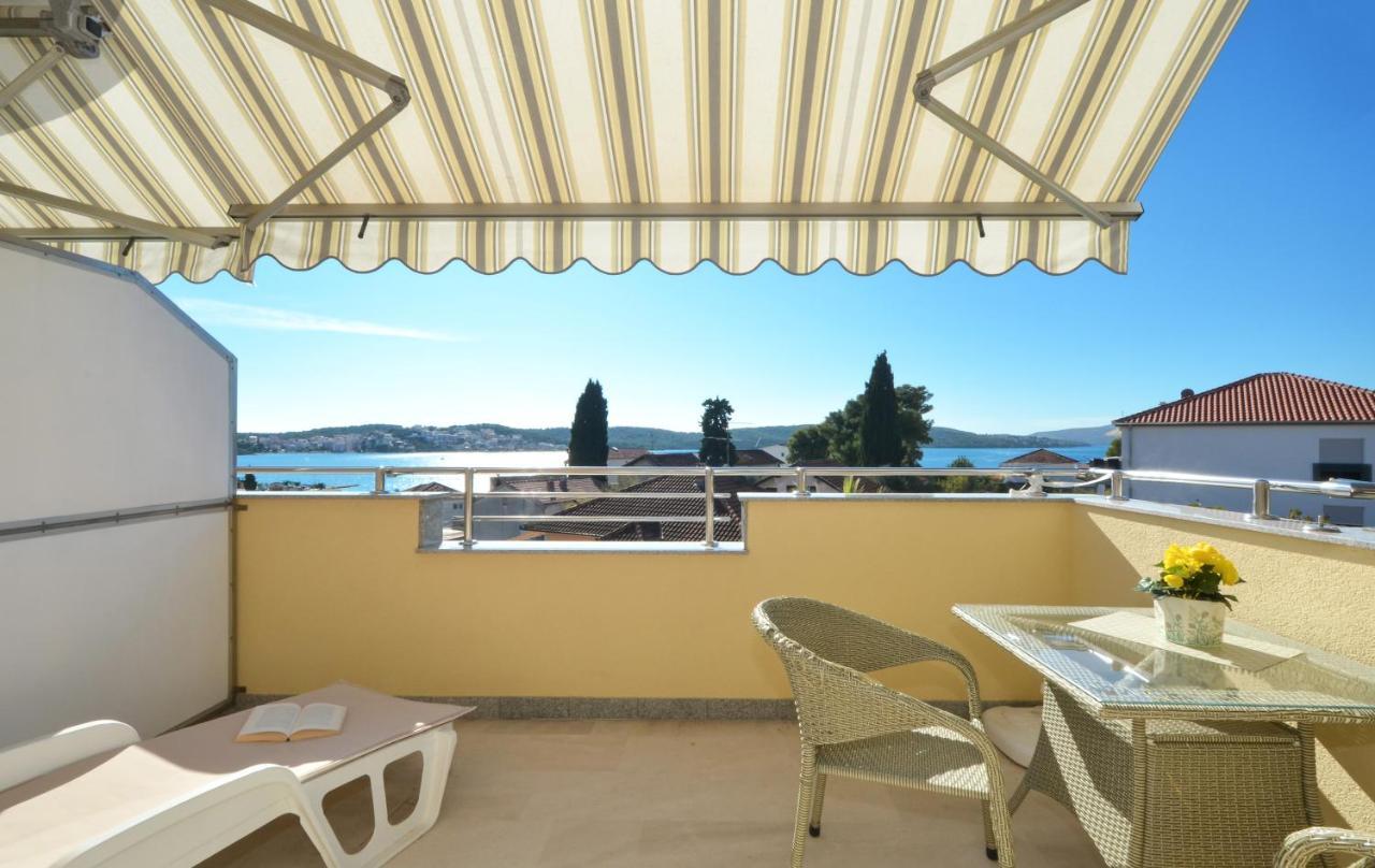 Villa Klaudia Trogir Exterior foto